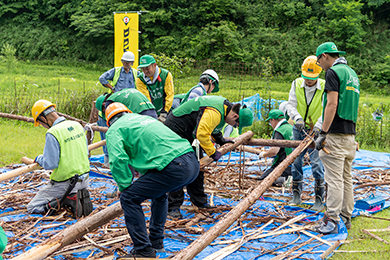 場所を移してはざぼう作り