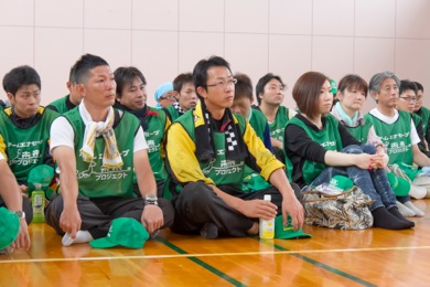 作業説明を受けて、いざ出陣