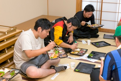 地元でとれたお米をつかったお弁当