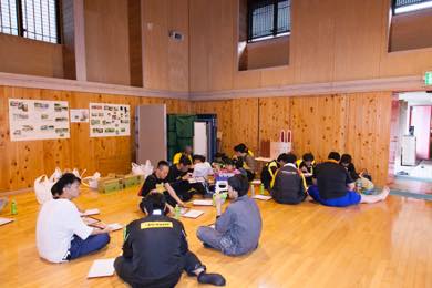 地元のお弁当を堪能