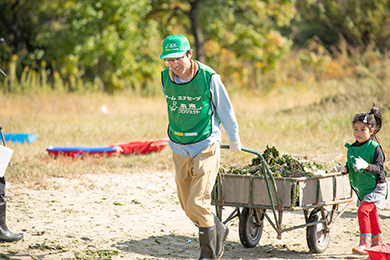干潟クリーン作戦スタート