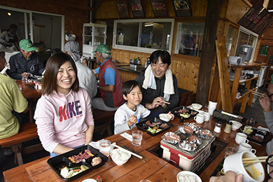 活動の後は、白老牛を堪能