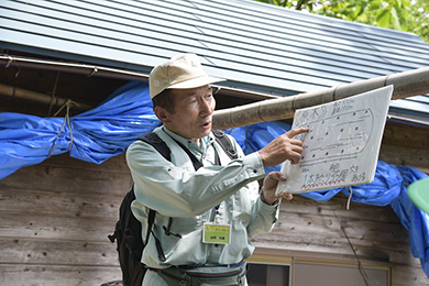 シイタケの植菌体験