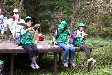 昼食はおでんを堪能