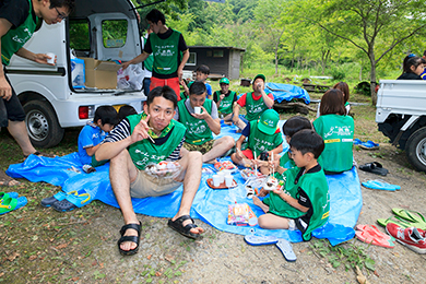 みんなでお弁当をいただきました