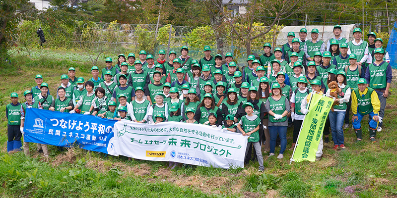 総勢で100名以上で作業を行いました