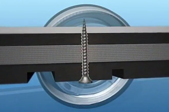 タイヤのパンク・バースト