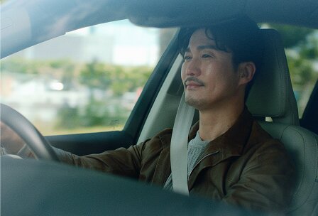 みんなの新しい毎日が、走りだしてる。夏も冬も、これ一本。次世代オールシーズンタイヤ